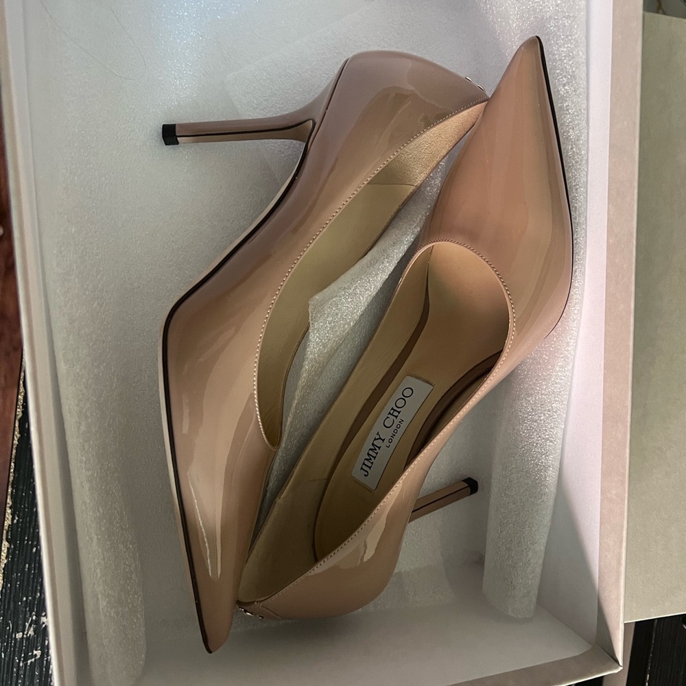 Jimmy Choo Pointy Heels Size 7/ 37 EU *New*